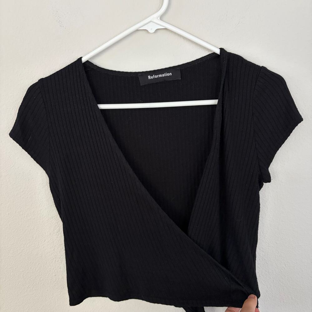 Reformation Black Flora Wrap Around Tie Crop Top (XS)